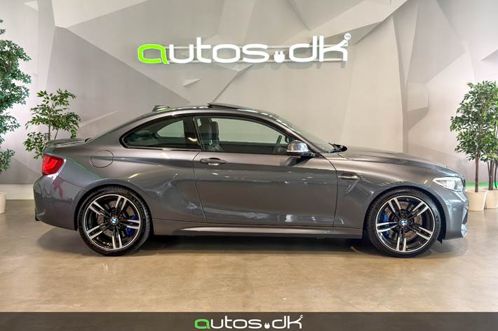 Grå BMW M2 fra 2016