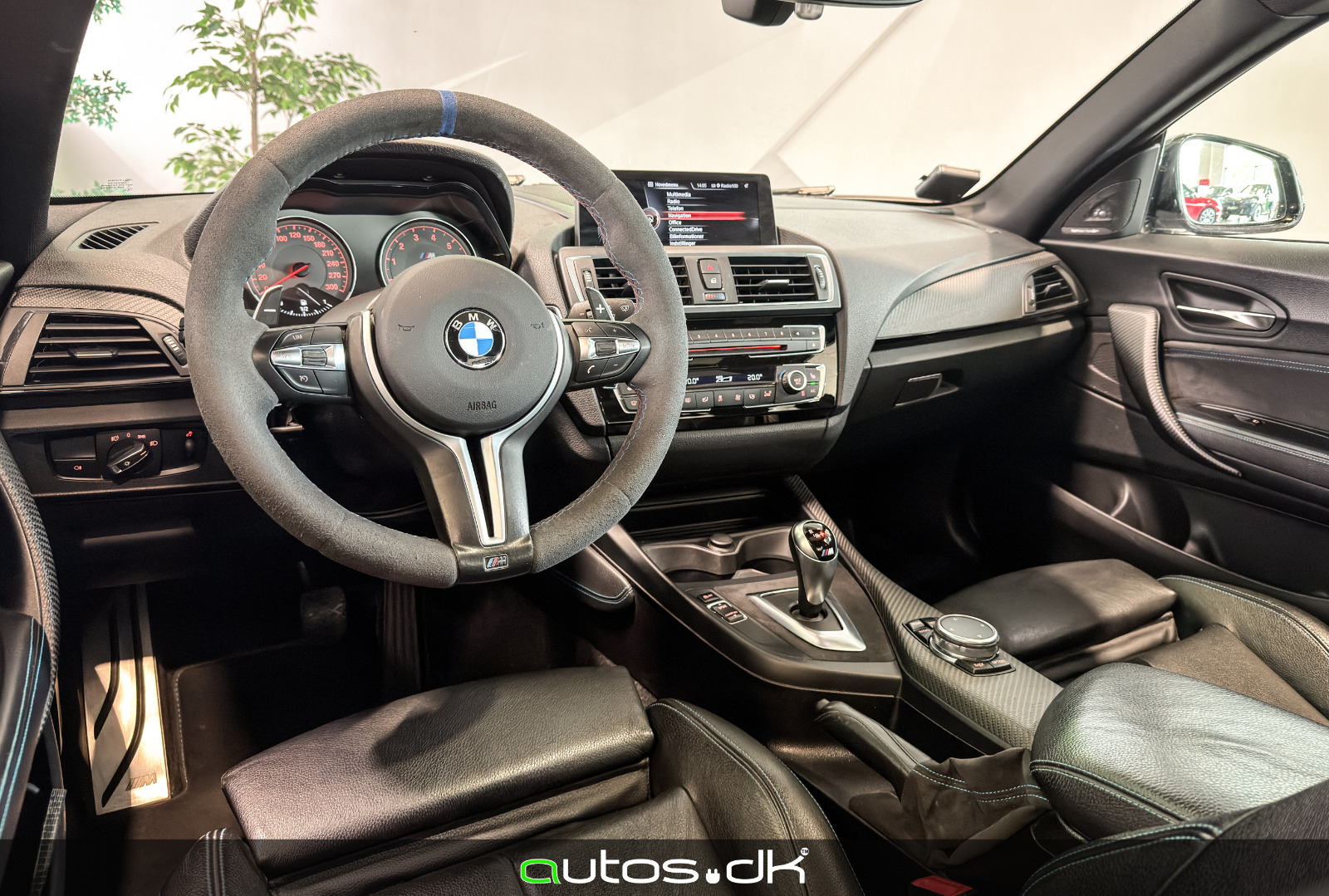 Grå BMW M2 fra 2016