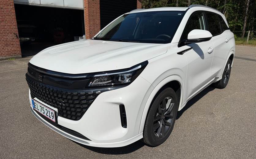 Navor E5 1,5 PHEV Rock