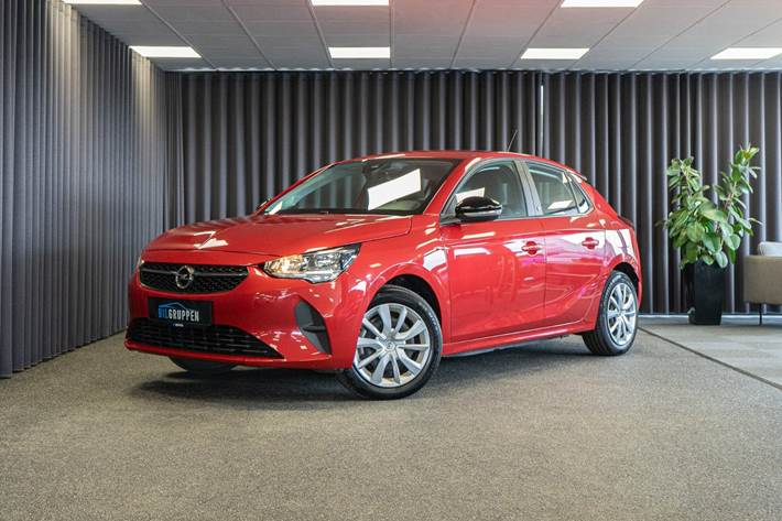 Rød Opel Corsa-e fra 2023