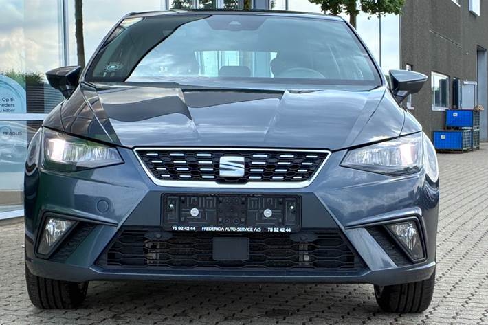 Grå Seat Ibiza fra 2022