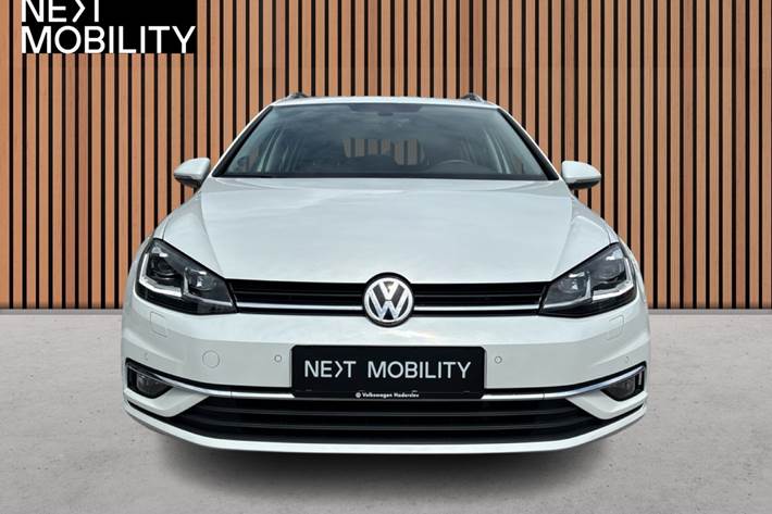Hvid VW Golf VII fra 2018