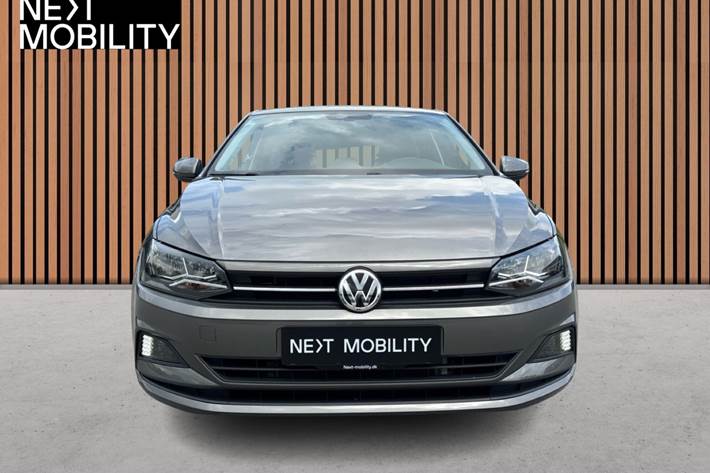Grå VW Polo fra 2019