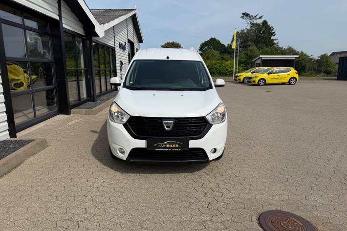 Hvid Dacia Dokker fra 2018