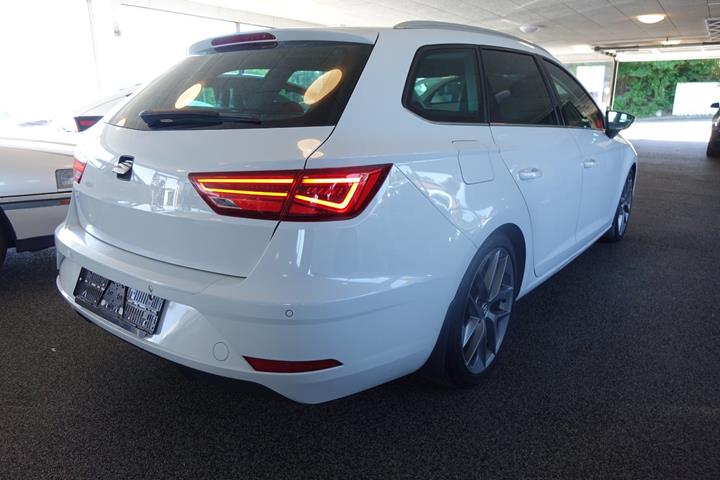 Hvid Seat Leon fra 2019