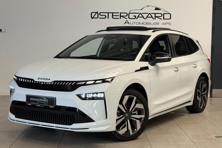 Hvid Skoda Enyaq fra 2026 set udefra