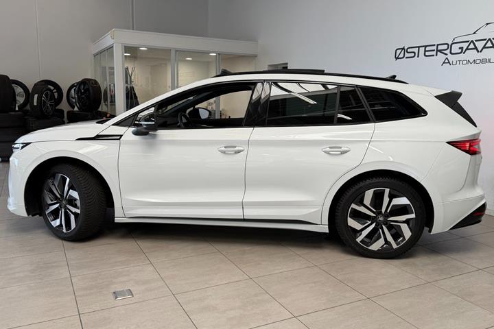 Hvid Skoda Enyaq fra 2026