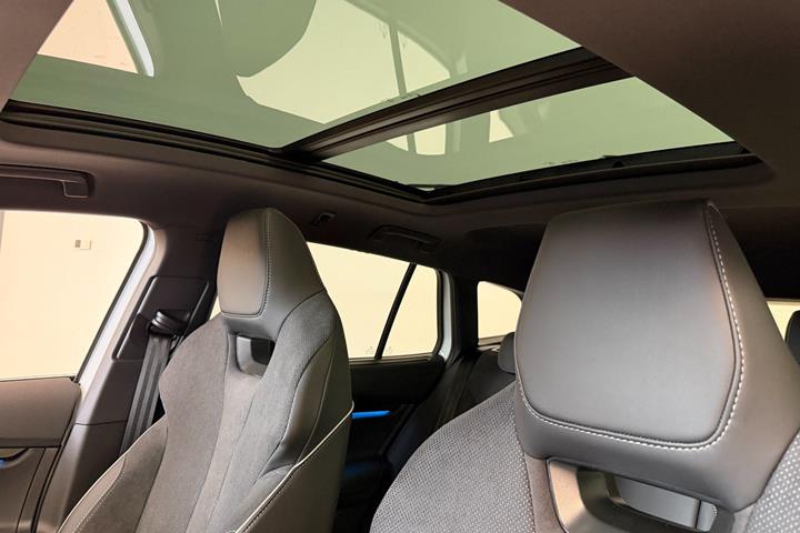 Hvid Skoda Enyaq fra 2026