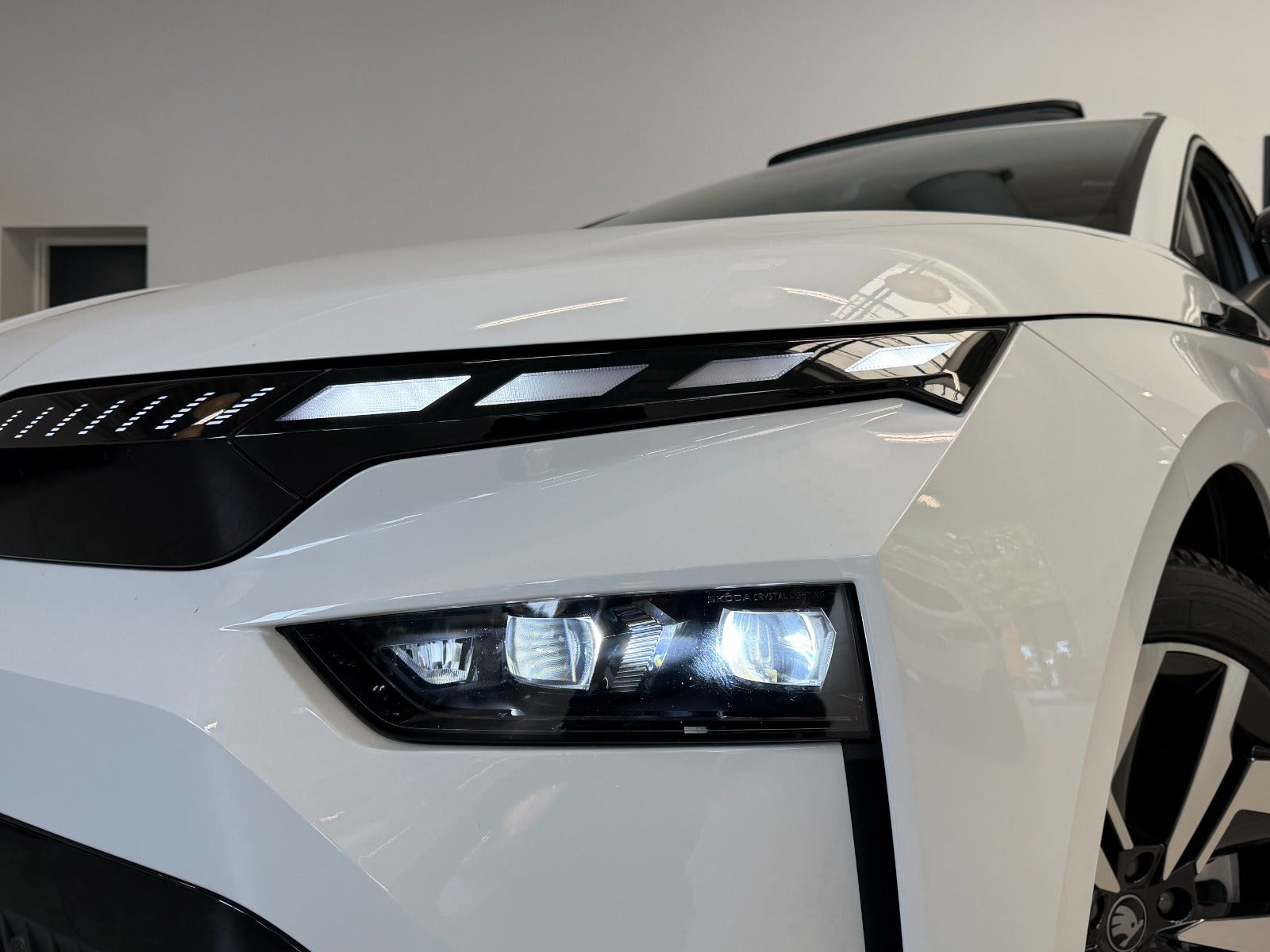 Hvid Skoda Enyaq fra 2026