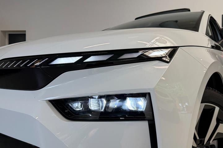 Hvid Skoda Enyaq fra 2026