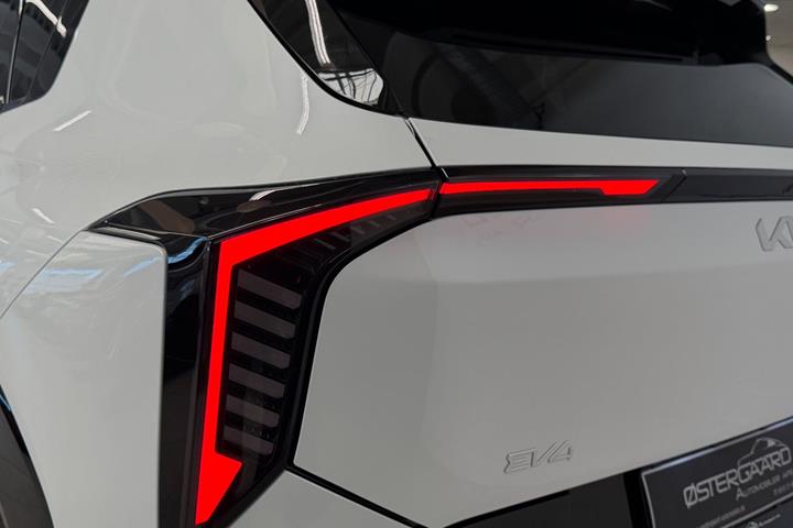 Hvid Kia EV4 fra 2026