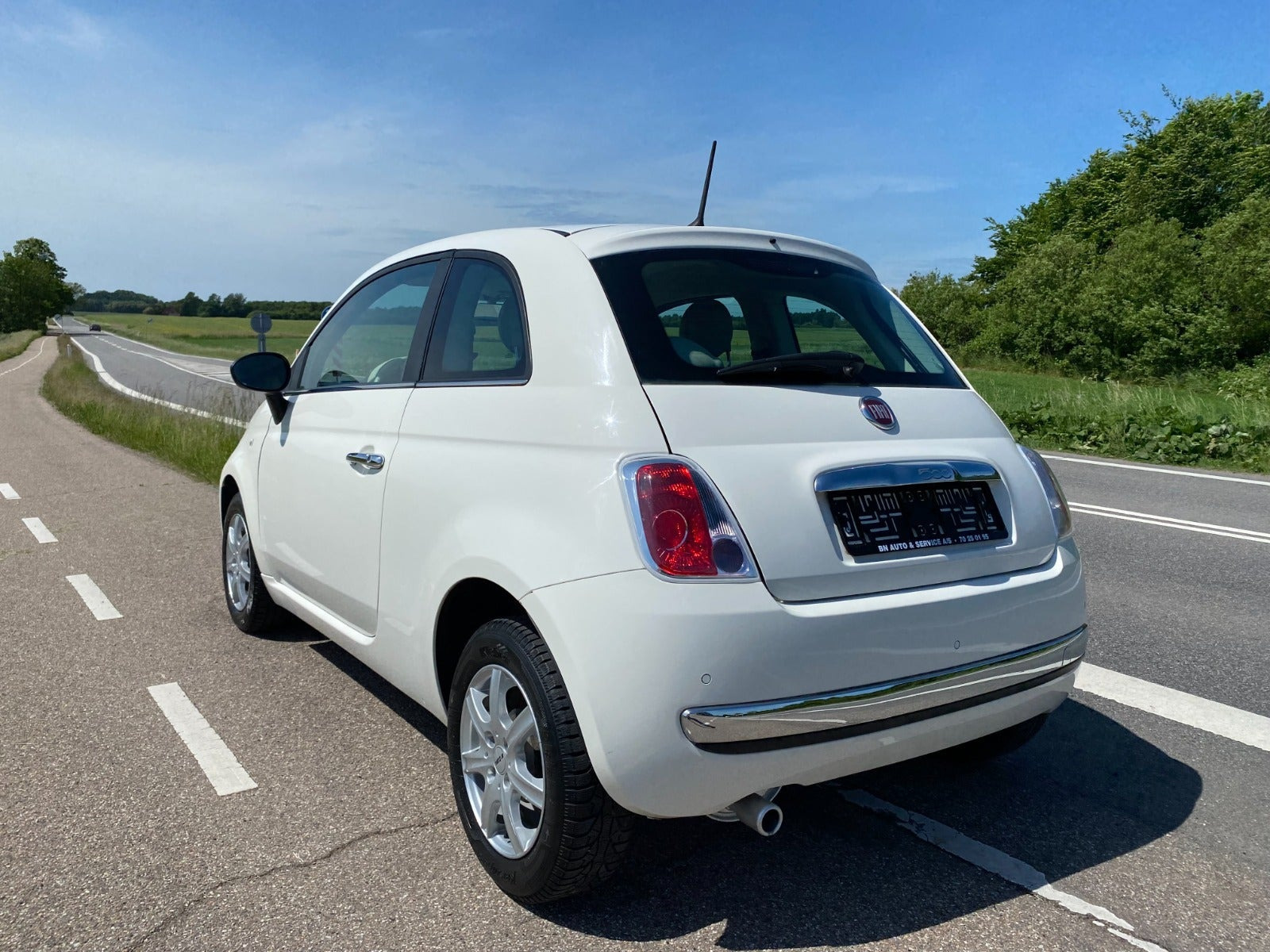 Hvid Fiat 500 fra 2014