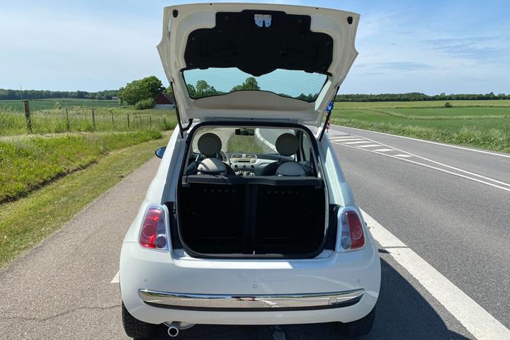 Hvid Fiat 500 fra 2014