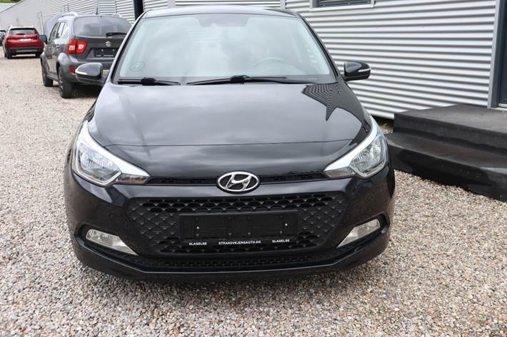Sort Hyundai i20 fra 2017