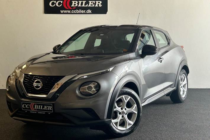 Grå Nissan Juke fra 2020 set udefra