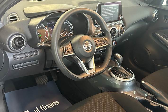 Grå Nissan Juke fra 2020