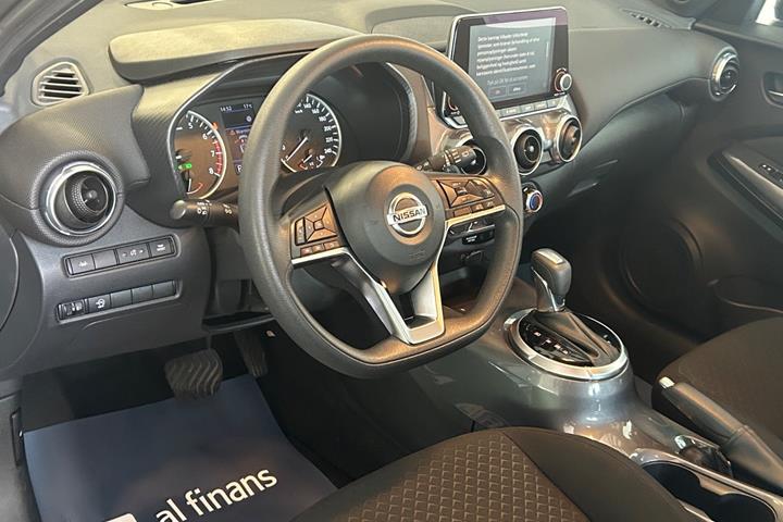 Grå Nissan Juke fra 2020