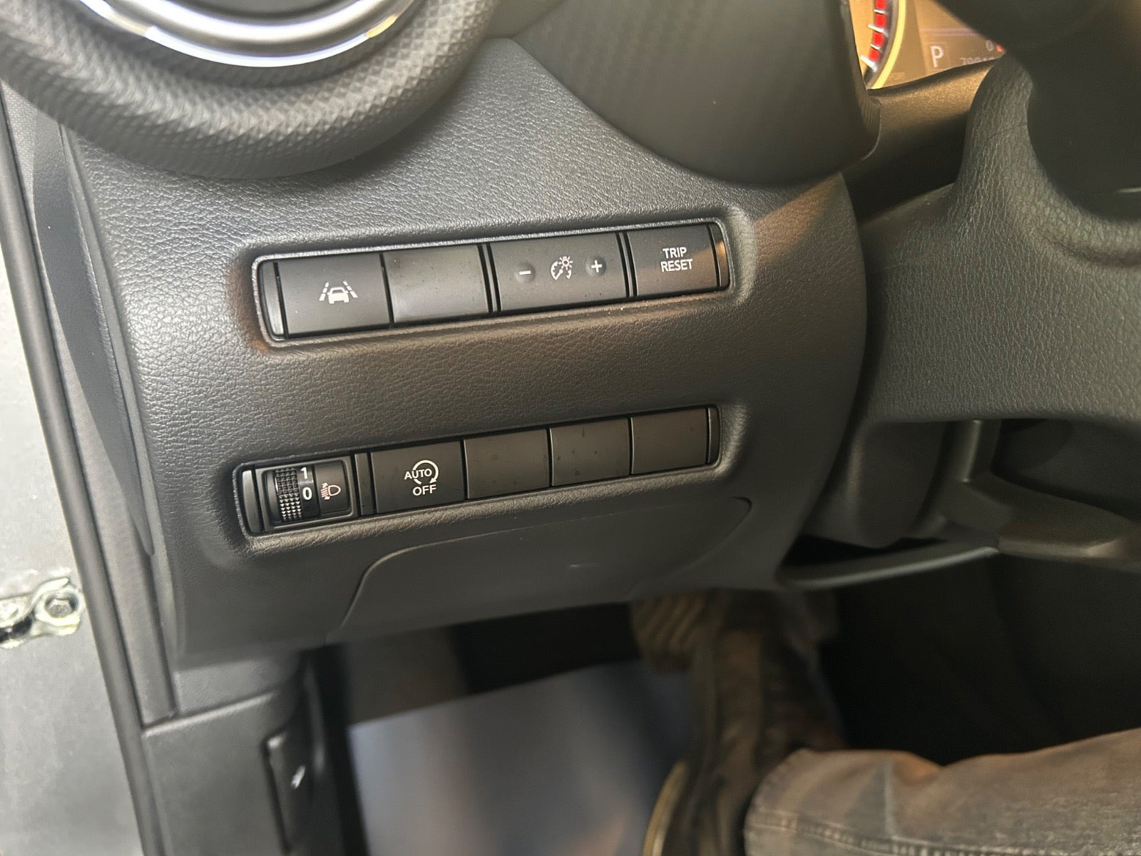Grå Nissan Juke fra 2020