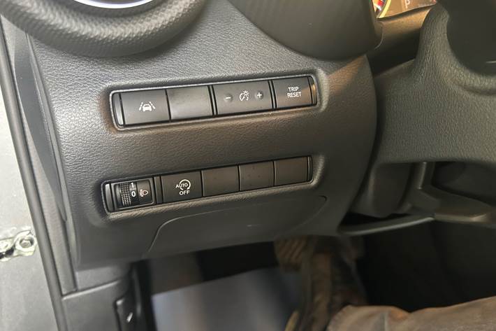 Grå Nissan Juke fra 2020