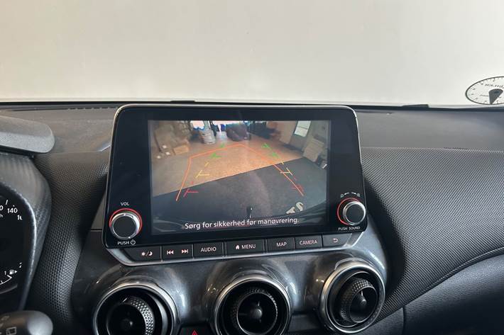 Grå Nissan Juke fra 2020