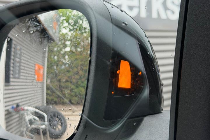 Blå VW ID.Buzz fra 2026