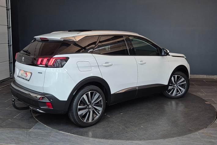 Hvid Peugeot 3008 fra 2017