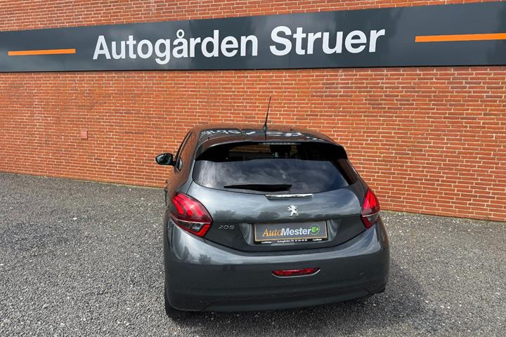 undefined Peugeot 208 fra 2017