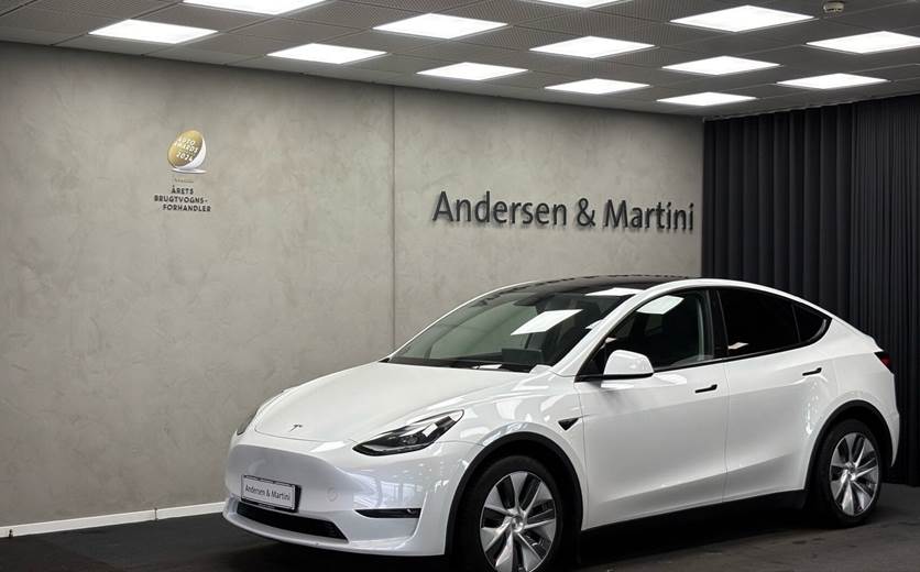 Tesla Model Y EL Long Range AWD 514HK 5d Aut.