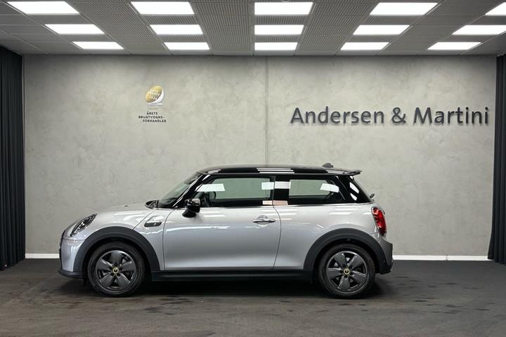 Grå Mini Cooper fra 2024