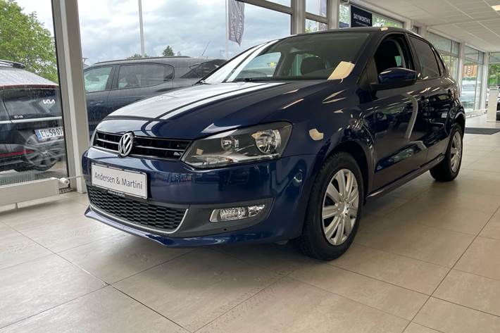 Blå VW Polo fra 2014