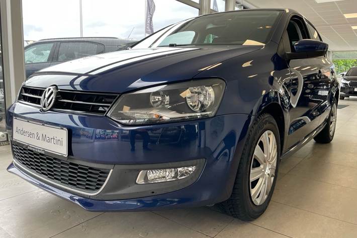 Blå VW Polo fra 2014