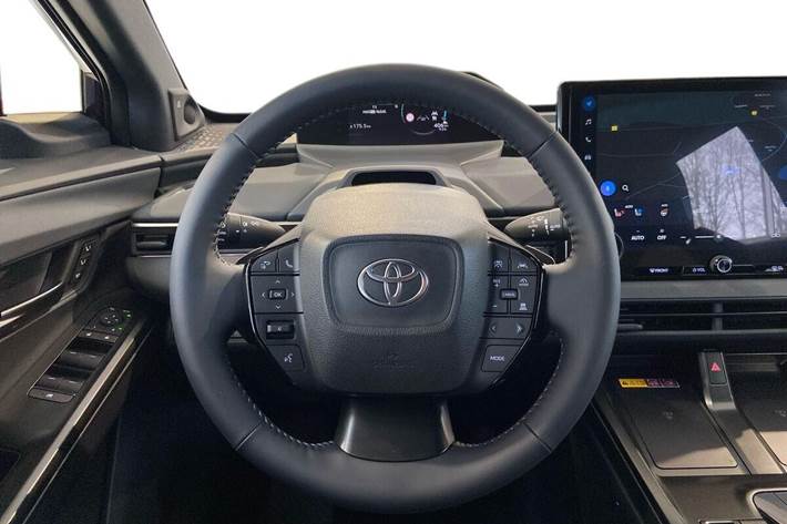 Blå Toyota BZ4X fra 2026