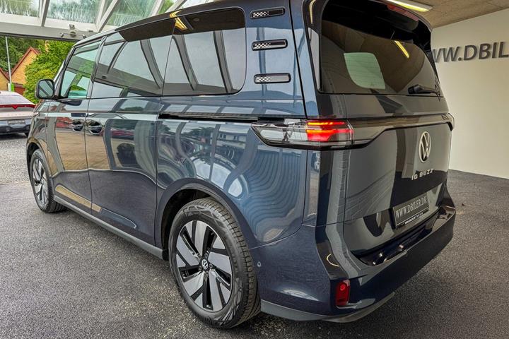 Blå VW ID.Buzz fra 2023