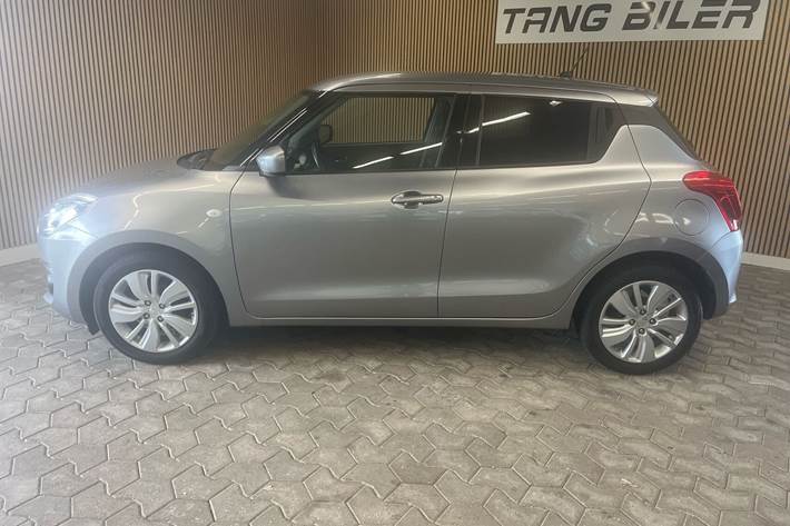 Sort Suzuki Swift fra 2018