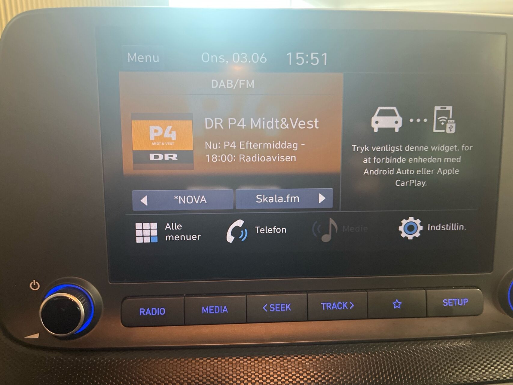 Grå Hyundai Kona fra 2021