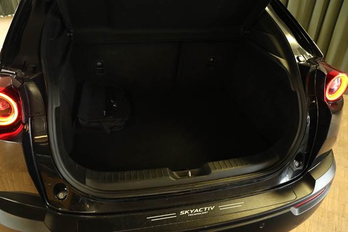 Brun Mazda MX-30 fra 2020