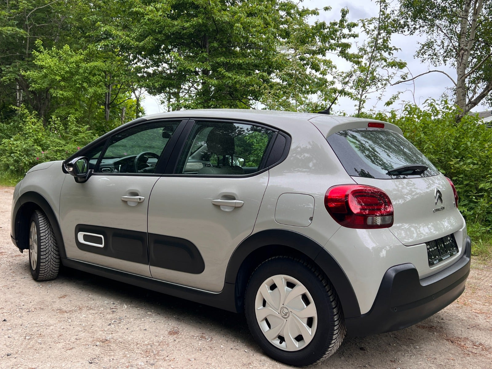 Beige Citroën C3 fra 2024