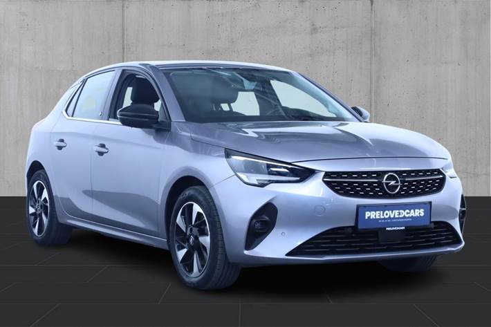 Grå Opel Corsa-e fra 2021