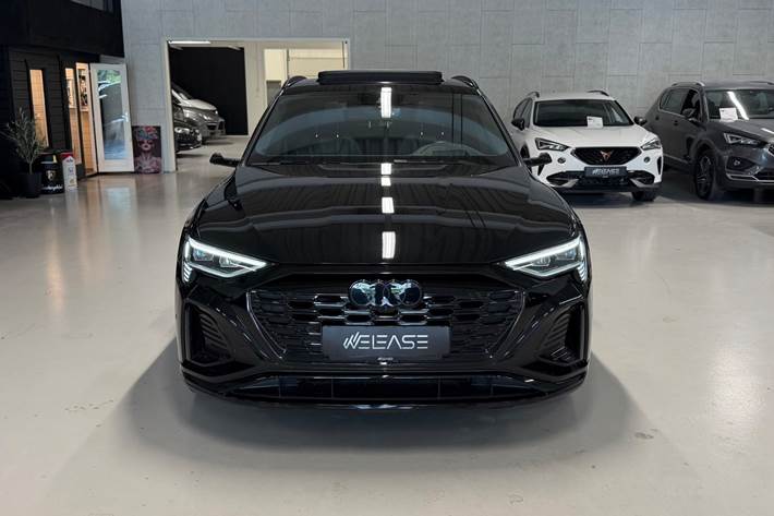 Sort Audi Q8 e-tron fra 2024