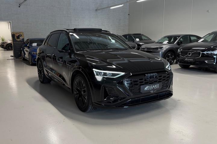 Sort Audi Q8 e-tron fra 2024