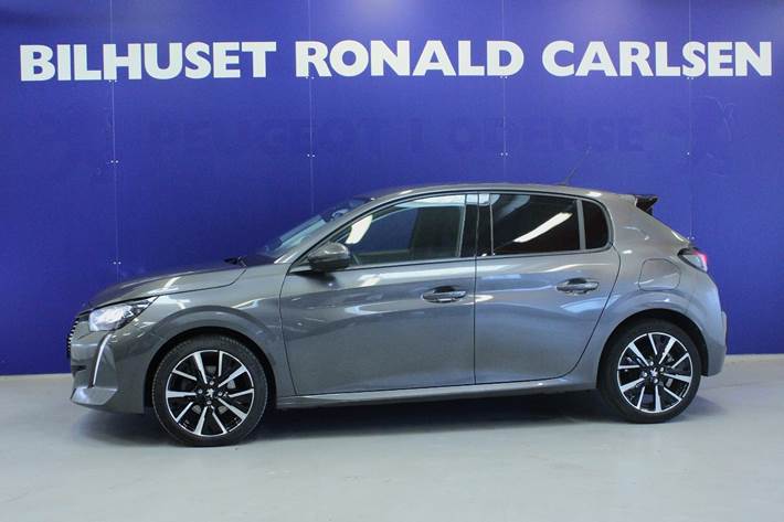Grå Peugeot 208 fra 2021