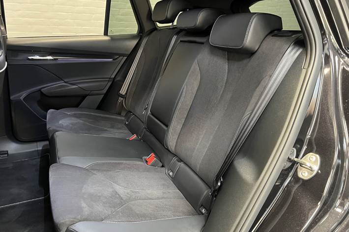 Sort Skoda Enyaq fra 2022