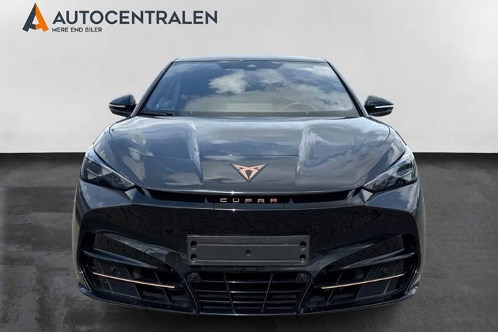 Grå Cupra Tavascan fra 2024