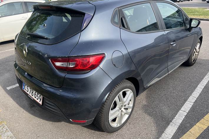 Grå Renault Ny Clio fra 2018