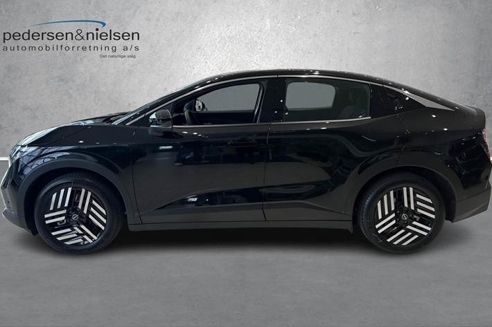 Sort Nissan Leaf fra 2026
