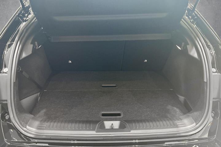 Sort Nissan Leaf fra 2026