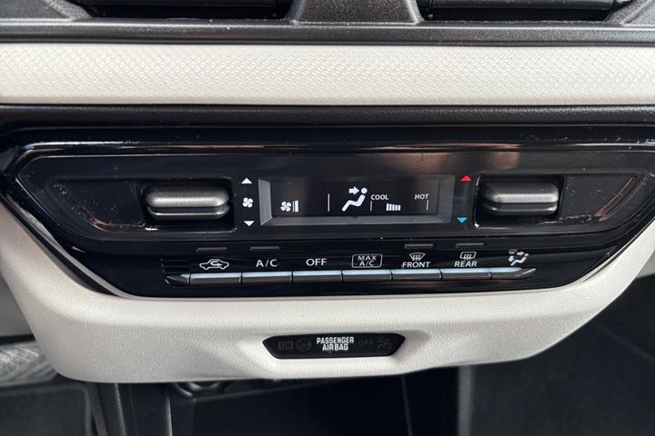 Grå Suzuki Swift fra 2024