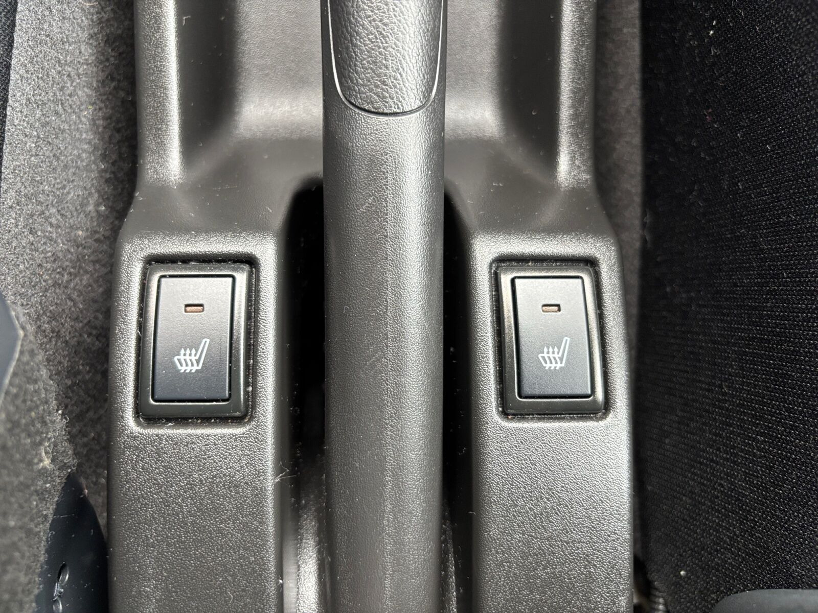 Grå Suzuki Swift fra 2024