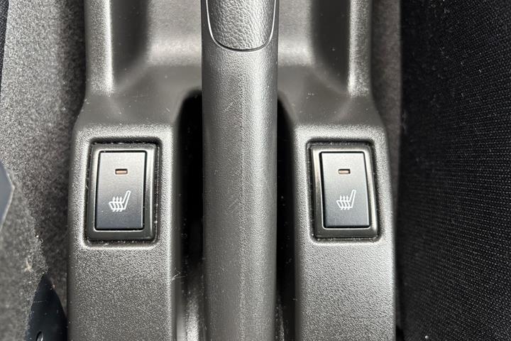 Grå Suzuki Swift fra 2024