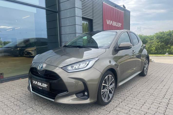 Bronze Toyota Yaris fra 2023
